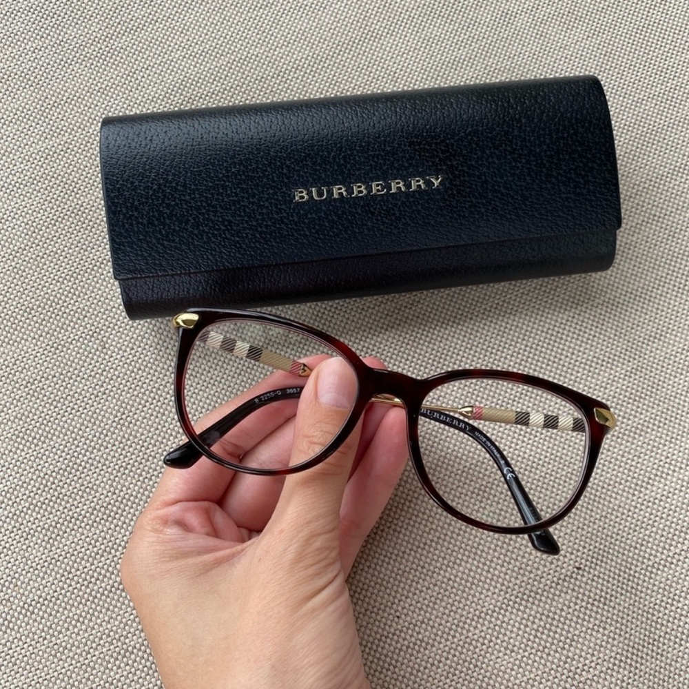Burberry Eyeglasses style 3657